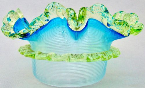 RARE STEVENS WILLIAMS VICTORIAN THREADED TURQUOISE URANIUM GLASS SWEETMEAT DISH CIRCA 1880 - ADDITIONAL PHOTO 5