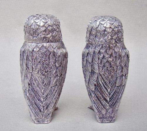 fig 2. RARE AND FABULOUS SOLID SILVER OWL CRUET SET BY TIFFANY, LONDON 1968