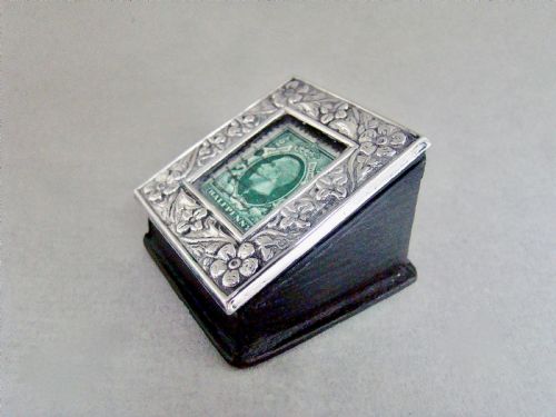 fig 1. EXQUISITE EDWARDIAN SILVER SINGLE STAMP BOX BY SAUNDERS & SHEPHERD, BIRMINGHAM 1903