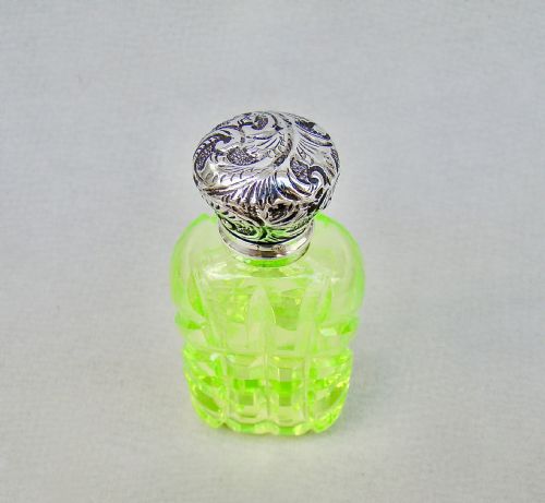 fig 1. EXQUISITE VICTORIAN SILVER & SLICED-CUT URANIUM GLASS SCENT BOTTLE , CIRCA 1890