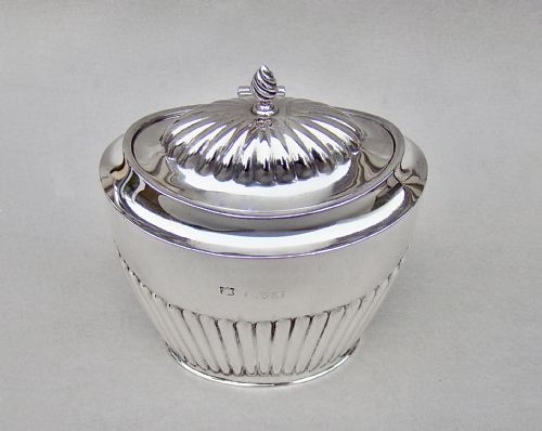 fig 1. ELEGANT EDWARDIAN SILVER TEA CADDY BY THE BARKER BROTHERS, CHESTER 1908