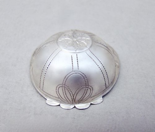 fig 3. RARE GEORGIAN SILVER JOCKEY CAP CADDY SPOON BY JOSEPH TAYLOR, BIRMINGHAM 1799