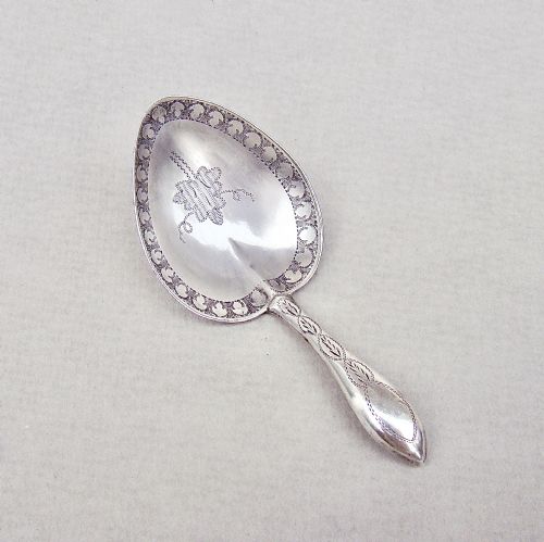 Exquisite Georgian Silver Heart-shaped Caddy Spoon by Joseph Taylor, Birmingham 1811
