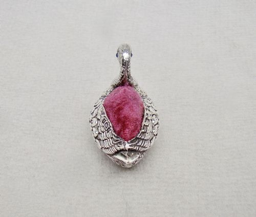 fig 2. EXQUISITE EDWARDIAN SILVER SWAN PIN CUSHION BY ADIE & LOVEKIN, BIRMINGHAM 1908