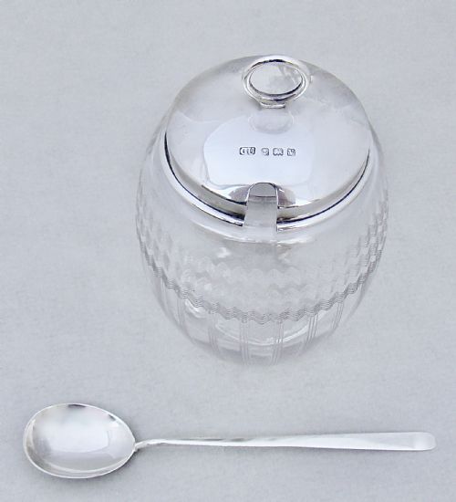 fig 3. DELIGHTFUL GEORGE V SILVER MOUNTED PRESERVE JAR & SPOONS BY GEORGE UNITE, BIRMINGHAM 1920