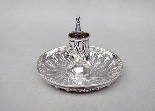 fig 3. DELIGHTFUL VICTORIAN SILVER CHAMBERSTICK BY WILLIAM COMYNS, LONDON 1891