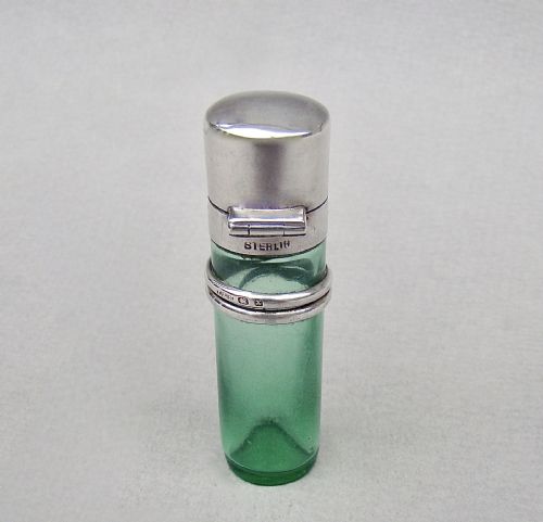 fig 2. RARE VICTORIAN SILVER SNAKE SCENT BOTTLE BY LEVI & SALAMAN, BIRMINGHAM 1897