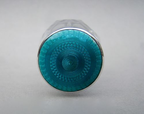 fig 2. STUNNING ART DECO SILVER & GUILLOCHE ENAMEL SCENT BOTTLE BY GREENBERG & CO, BIRMINGHAM 1929
