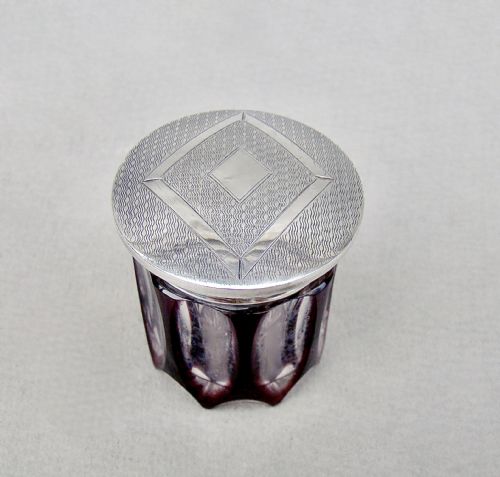 ART DECO SILVER MOUNTED OVERLAY AMETHYST GLASS ROUGE POT BY HASSET HARPER BIRMINGHAM 1922 - ADDITIONAL PHOTO 1