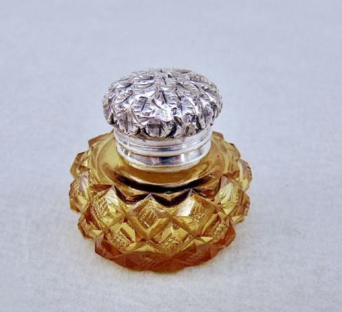 fig 2. RARE VICTORIAN SILVER MOUNTED AMBER GLASS VINAIGRETTE, CIRCA 1880