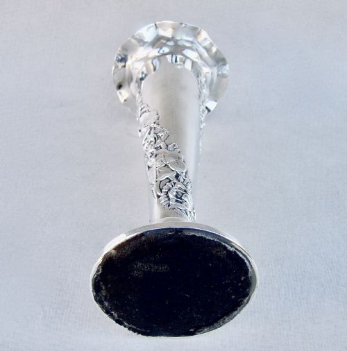 fig 3. UNUSUAL ART NOUVEAU SILVER VASE BY SAMPSON MORDAN, LONDON 1902