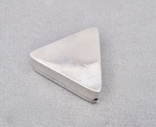 fig 3. FABULOUS SILVER AND GUILLOCHE ENAMEL PILL BOX BY COHEN & CHARLES, CHESTER 1910