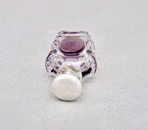EXQUISITE 19TH C FRENCH SILVER OVERLAY AMETHYST GLASS SCENT BOTTLE CIRCA 1880 - ADDITIONAL PHOTO 4