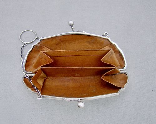 ELEGANT GEORGE V SILVER COCKTAIL PURSE BY G NORMAN BIRMINGHAM 1917 - ADDITIONAL PHOTO 2