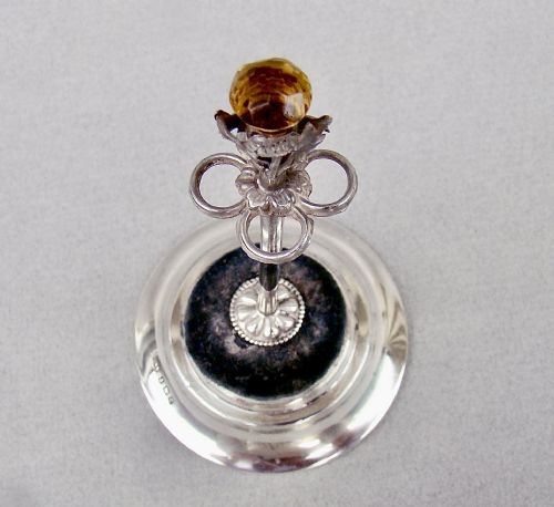 DELIGHTFUL GEORGE V SILVER THISTLE HAT PIN HOLDER BY CRISFORD NORRIS BIRMINGHAM 1927 - ADDITIONAL PHOTO 1