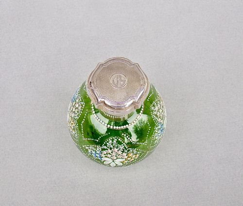 fig 2. FABULOUS SILVER GILT GREEN ENAMELLED GLASS SCENT BOTTLE BY RICHARD COMYNS, LONDON 1933