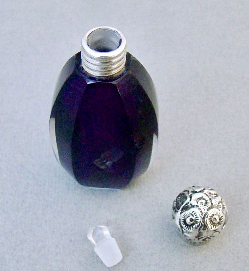 fig 3. EXQUISITE EDWARDIAN SILVER AND AMETHYST GLASS SCENT BOTTLE BY CHARLES MAY, BIRMINGHAM 1901