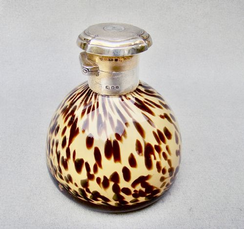 fig 1. ART DECO SILVER GILT TORTOISESHELL GLASS SCENT BOTTLE BY RICHARD COMYNS, LONDON 1933