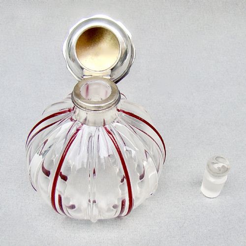 ART DECO SILVER TRAILED GLASS SCENT BOTTLE BY THE ADIE BROTHERS BIRMINGHAM 1923 - ADDITIONAL PHOTO 1