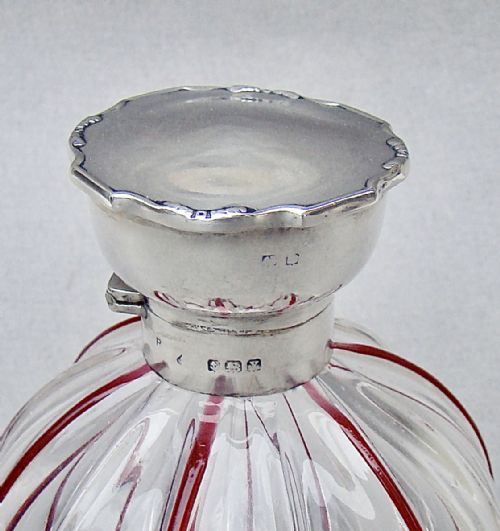 ART DECO SILVER TRAILED GLASS SCENT BOTTLE BY THE ADIE BROTHERS BIRMINGHAM 1923 - ADDITIONAL PHOTO 3