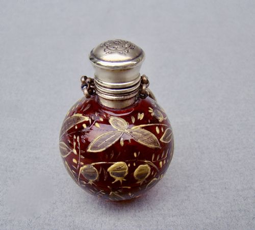 fig 2. CHARMING 19TH. C FRENCH MOSER GLASS CHATELAINE SCENT BOTTLE, CIRCA 1890