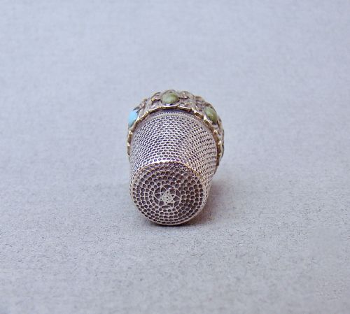 EXQUISITE 19TH C FRENCH SILVER STONE SET THIMBLE IN ORMULU CHATELAINE CASE - ADDITIONAL PHOTO 4