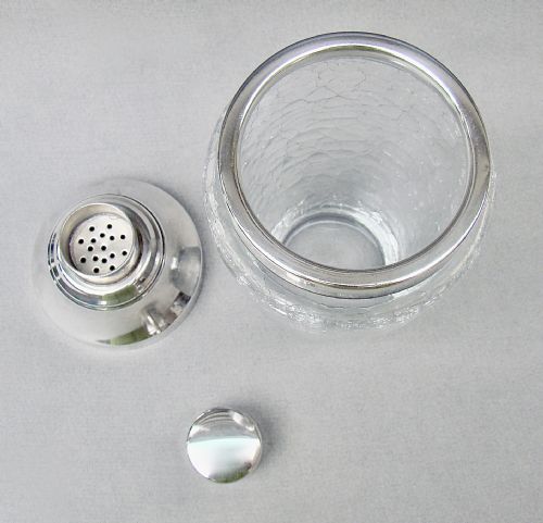FABULOUS FRENCH ART DECO SILVER PLATED CRACKLE GLASS COCKTAIL SHAKER CIRCA 1930 - ADDITIONAL PHOTO 4