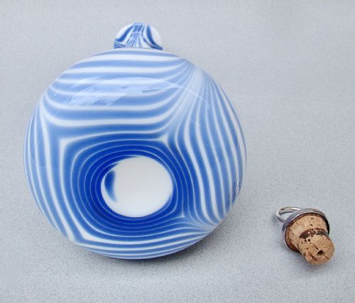 RARE AND FABULOUS VICTORIAN NAILSEA GLASS AND OLD SHEFFIELD PLATE WINE CARAFE CIRCA 1840 - ADDITIONAL PHOTO 4