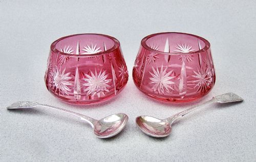 fig 2. PAIR OF VICTORIAN BOHEMIAN CRANBERRY GLASS SALTS WITH RARE SILVER SPOONS BY THOMAS HART STONE, EXETER 1863