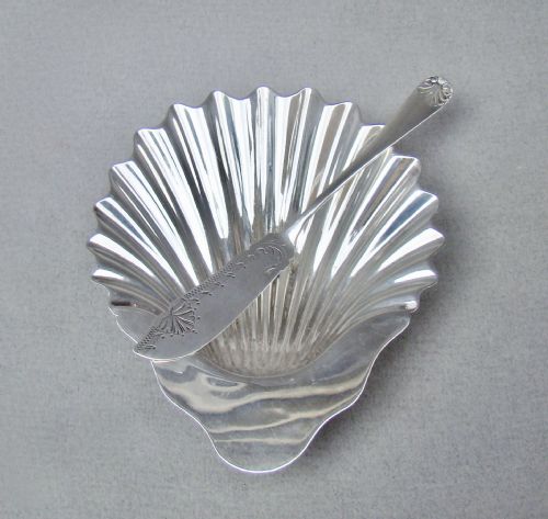 CASED EDWARDIAN SILVER BUTTER DISH BY THE GOLDSMITHS SILVERSMITHS LONDON 1907 - ADDITIONAL PHOTO 3