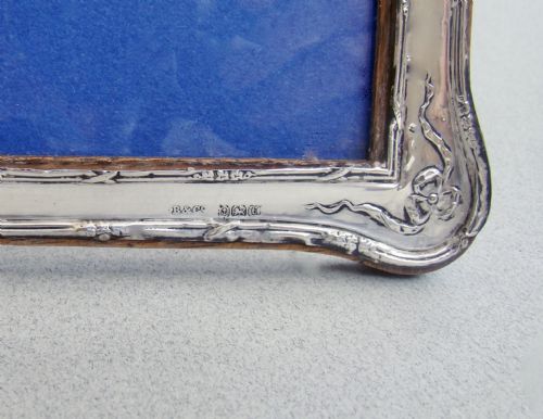 GEORGE V SILVER PHOTO FRAME BY WIBROADWAY CO BIRMINGHAM 1918 - ADDITIONAL PHOTO 4
