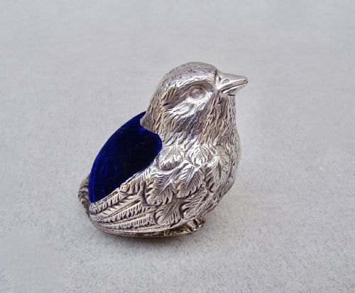 EDWARDIAN SILVER FLEDGLING PIN CUSHION BY SAMPSON MORDAN CHESTER 1904 - ADDITIONAL PHOTO 1