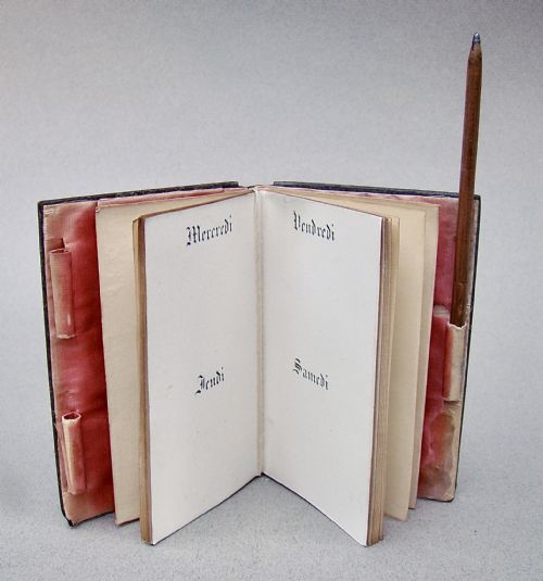19TH C FRENCH SILVER INLAID TORTOISESHELL AIDE MEMOIRE CIRCA 1880 - ADDITIONAL PHOTO 5