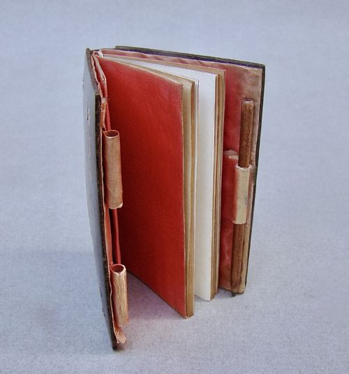 19TH C FRENCH SILVER INLAID TORTOISESHELL AIDE MEMOIRE CIRCA 1880 - ADDITIONAL PHOTO 6