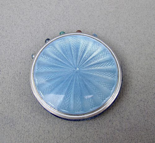 RARE GEORGE V SILVER AND GUILLOCHE ENAMEL PIN CUSHION CIRCA 1910 - ADDITIONAL PHOTO 1