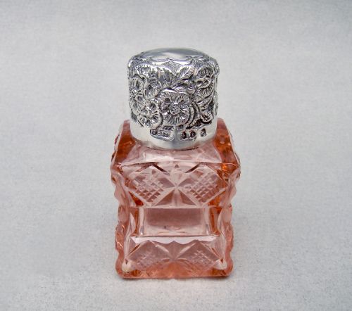 UNUSUAL VICTORIAN SILVER PEACH SLICEDCUT GLASS SCENT BOTTLE BY THE MOUSLEY BROTHERS BIRMINGHAM 1895