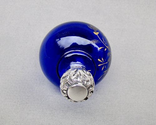 fig 2. EDWARDIAN SILVER LIDDED BRISTOL BLUE ENAMELLED GLASS SCENT BOTTLE BY CHARLES MAY, BIRMINGHAM 1907