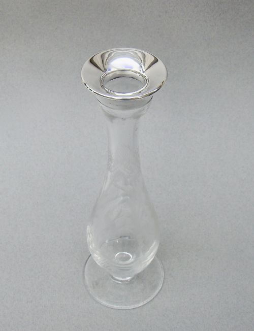 EDWARDIAN SILVER MOUNTED ETCHED GLASS SPECIMEN VASE CIRCA 1900 - ADDITIONAL PHOTO 1