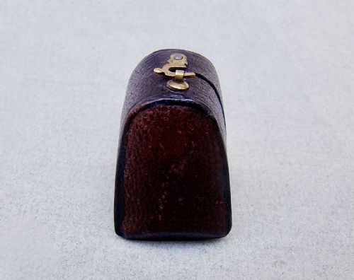 CASED SILVER THIMBLE BY THE NORTHERN GOLDSMITH COMPANY CIRCA 1925 - ADDITIONAL PHOTO 3