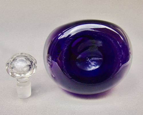 VICTORIAN SILVER MOUNTED AMETHYST GLASS DECANTER BY HENRY MATTHEWS BIRMINGHAM C 1875 - ADDITIONAL PHOTO 7