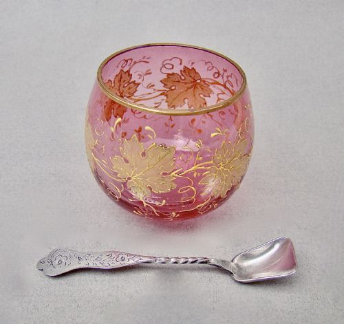 DELIGHTFUL MOSER CRANBERRY GLASS SALT WITH FRENCH SILVER SALT SPOON CIRCA 1890 - ADDITIONAL PHOTO 7