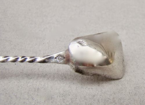 DELIGHTFUL MOSER CRANBERRY GLASS SALT WITH FRENCH SILVER SALT SPOON CIRCA 1890 - ADDITIONAL PHOTO 5