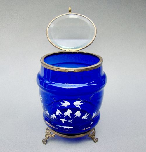 UNUSUAL 19TH C FRENCH ORMULU BRISTOL BLUE GLASS JEWELLERY BOX CIRCA 1890 - ADDITIONAL PHOTO 4