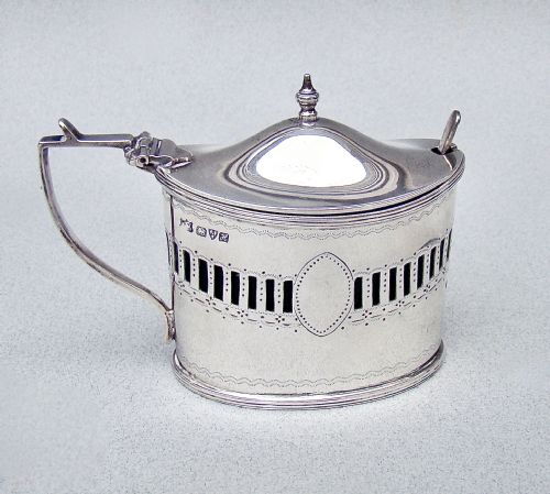 Georgian Revival Silver Mustard Pot by Alfred Marston, Chester 1908