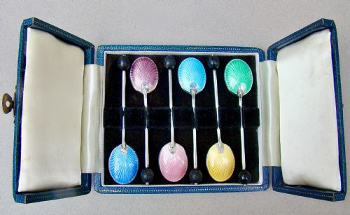 Cased Set of 6 Silver & Guilloche Enamel "Bean Knop" Coffee Spoons by Turner & Simpson, Birmingham 1965