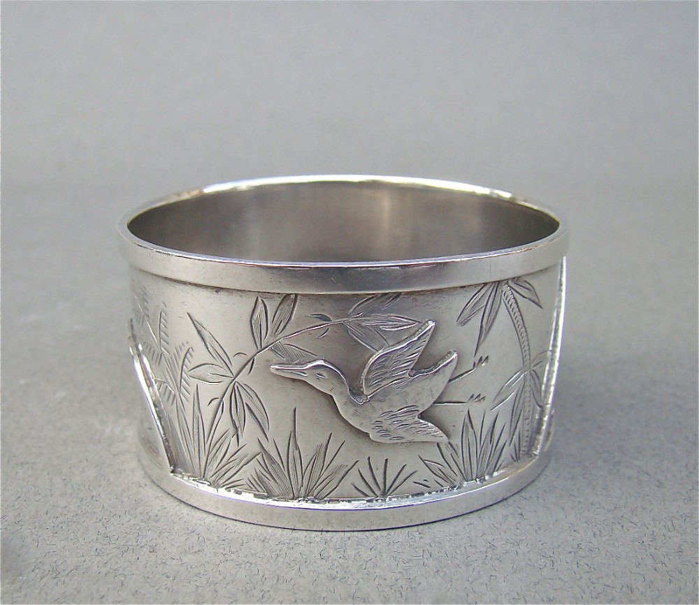 VICTORIAN SILVER AESTHETIC MOVEMENT NAPKIN RING BY HILLIARD & THOMASON, BIRMINGHAM 1881