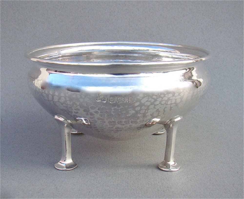 ARTS & CRAFT SILVER SUGAR BOWL BY GEORGE LAWRENCE CONNELL, BIRMINGHAM 1930
