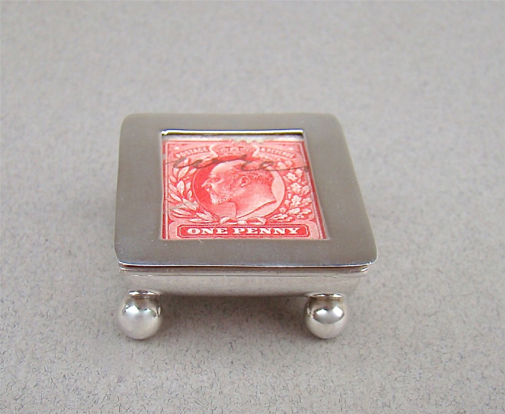 EDWARDIAN SILVER SINGLE STAMP BOX BY EDWARD SOUTER BARNSLEY, BIRMINGHAM 1908