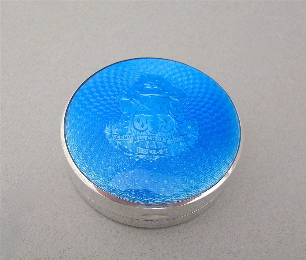 MASONIC GUILLOCHE ENAMEL COMPACT BY THE DANIEL MANUFACTURING COMPANY, BIRMINGHAM, 1928