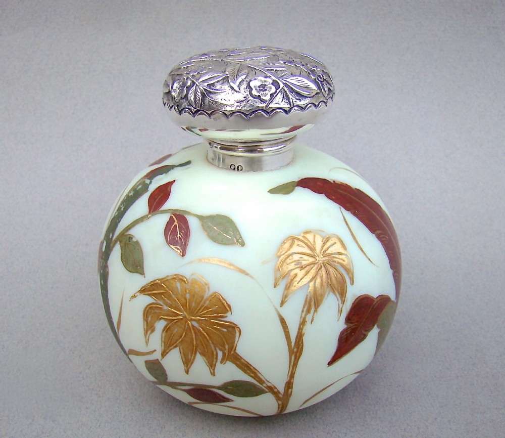 VICTORIAN SILVER AND WEBB BURMESE GLASS SCENT BOTTLE BY JOSEPH WHITTEN, BIRMINGHAM 1890